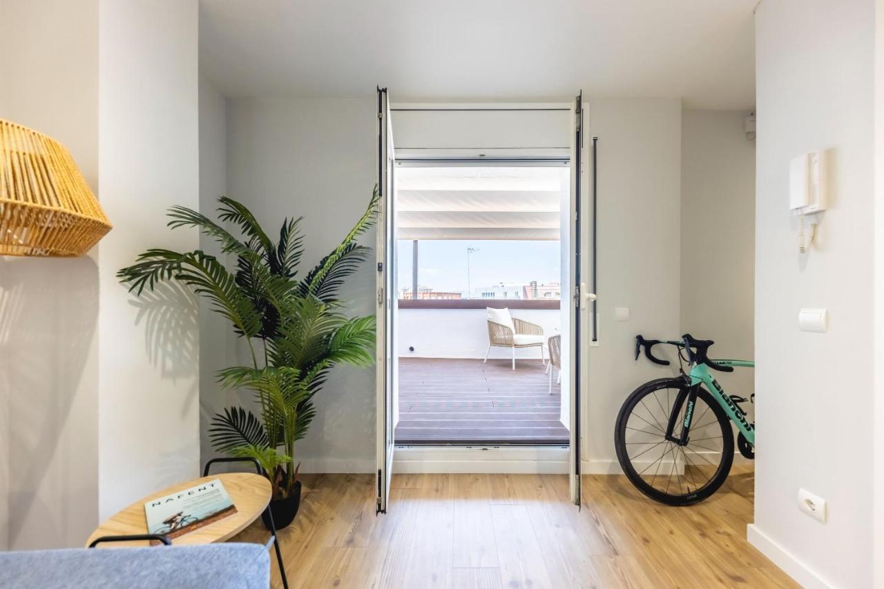 Bravissimo Eiximenis, With Beautiful Terrace And Views Girona Exterior foto