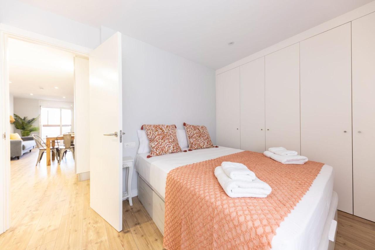 Bravissimo Eiximenis, With Beautiful Terrace And Views Girona Exterior foto